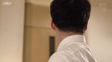 【中文字幕】爱を确かめたくて妻と絶伦の後辈を2人きりにして3时间…抜かずの追撃中出し计16発で妻を夺われた仆のNTR话