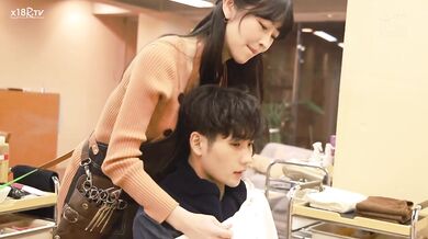 【中文字幕】夫妇経営の美容室で欲求不満な人妻美容师の日向子さんにこっそり痴女られて中出ししてしまった仆。